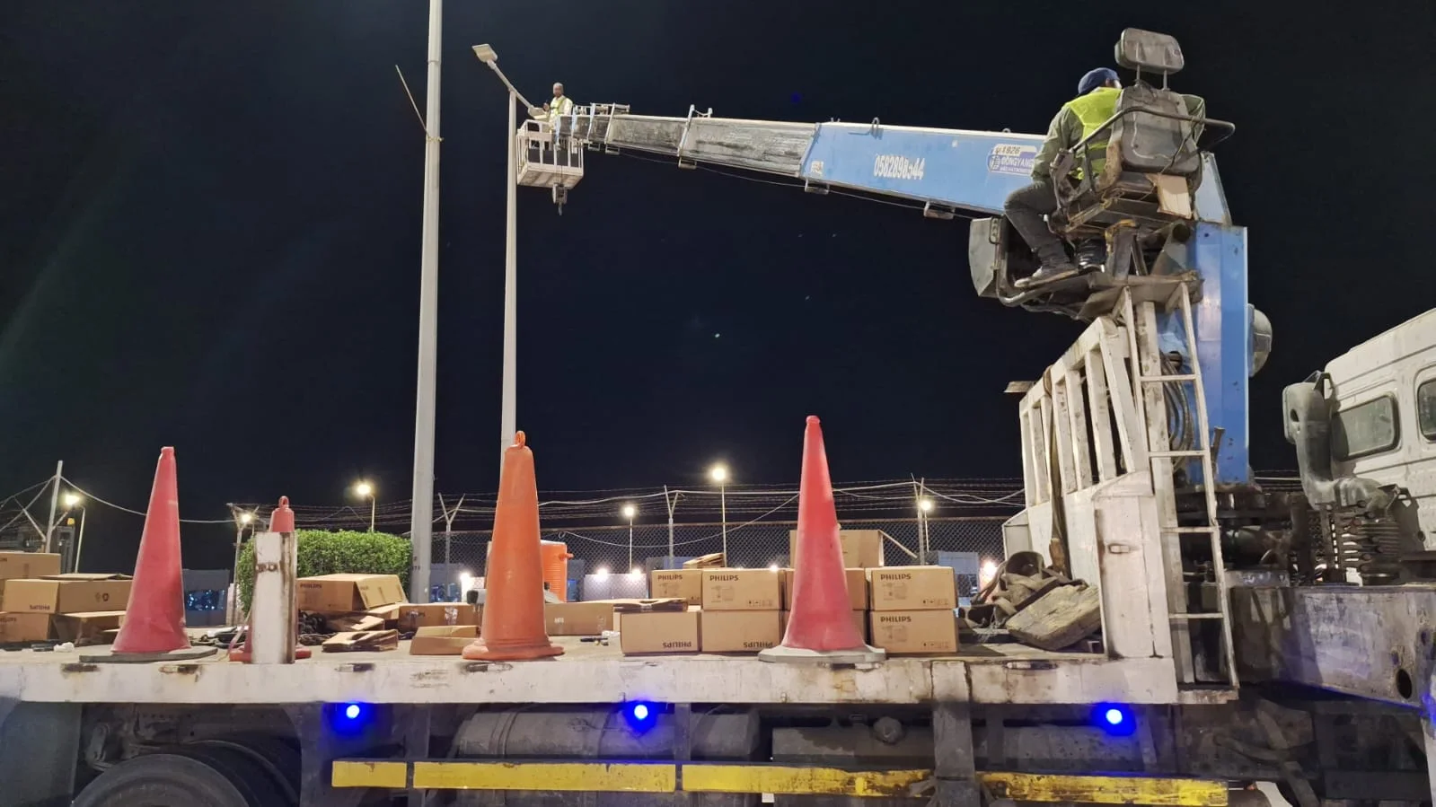 اعمال توريد وتركيب اعمدة الانارة لشركة السحابة للمقاولات — 2