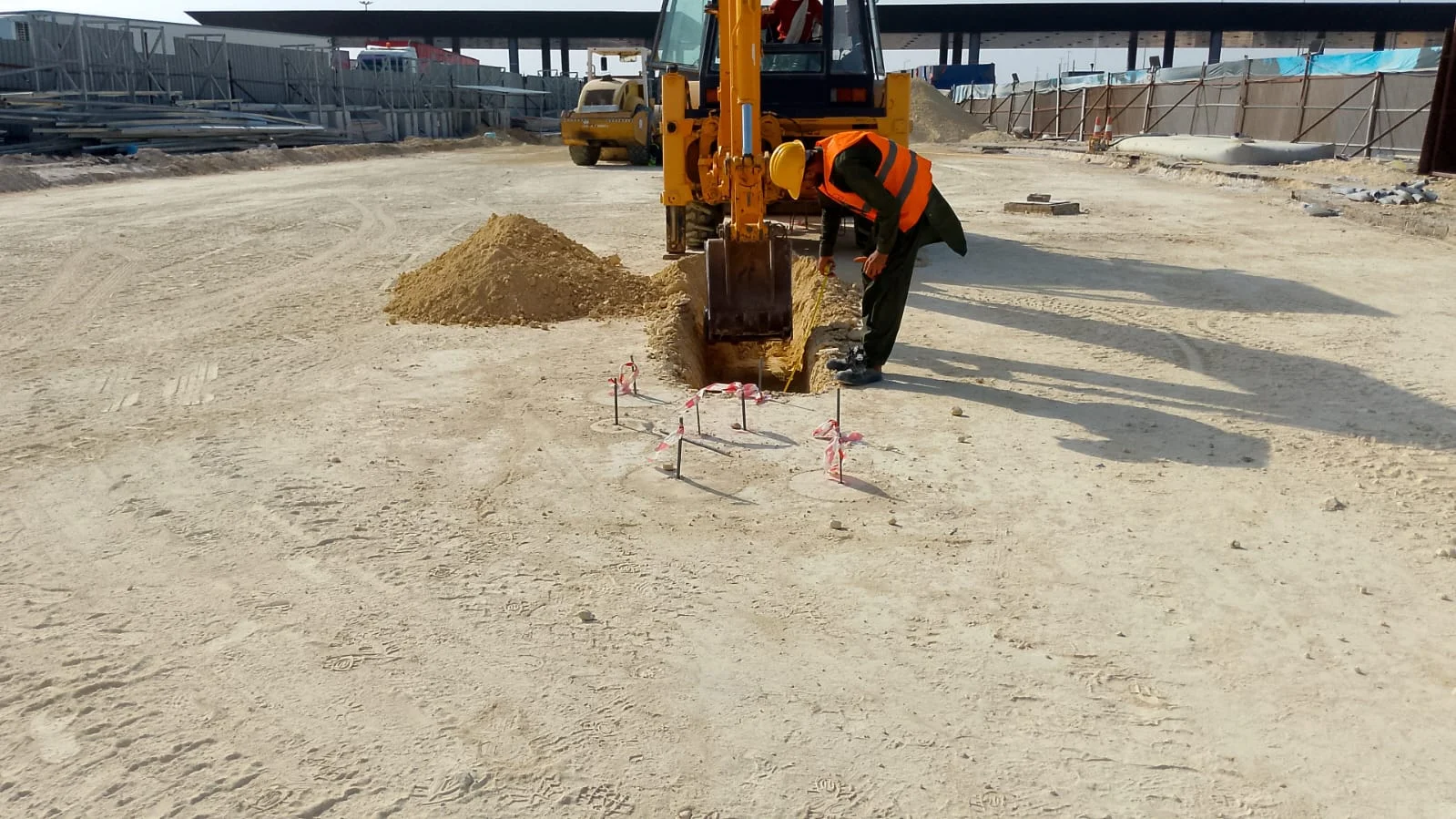 اعمال توريد وتنفيذ الاسفلت لشركة التاج للتجارة والصناعة المحدودة — 4