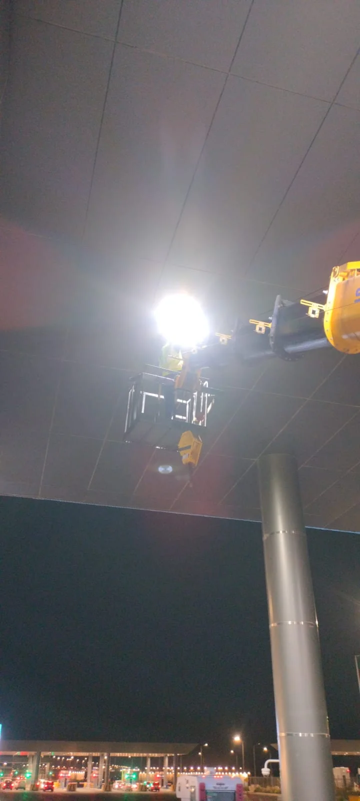 اعمال توريد وتركيب اعمدة الانارة لشركة السحابة للمقاولات — 6