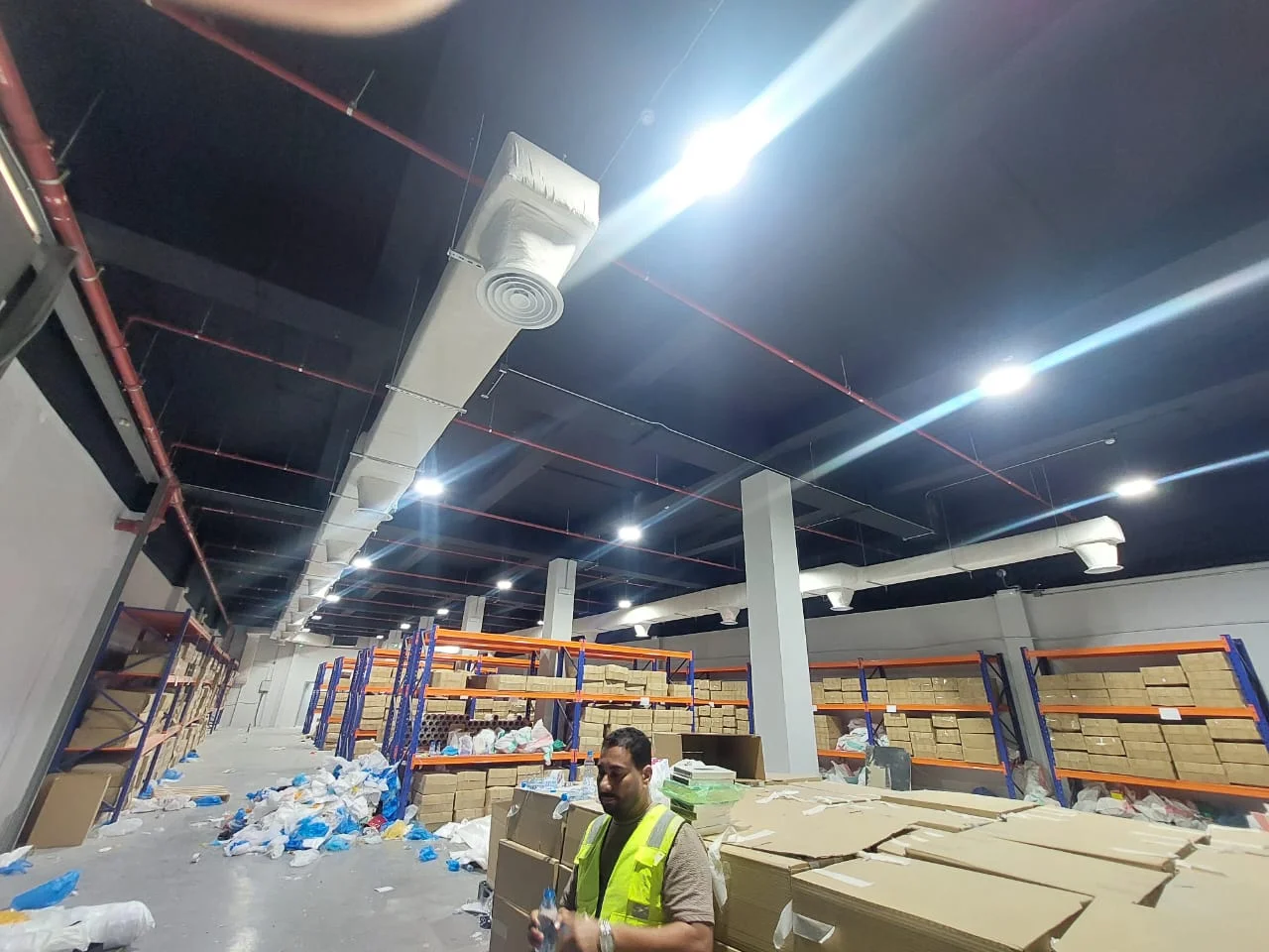 اعمال توريد وتركيب التكييف المركزي مع شركة اعمال سنمار للمقاولات — 2