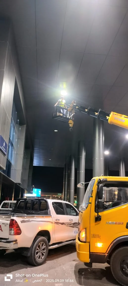 اعمال توريد وتركيب اعمدة الانارة لشركة السحابة للمقاولات — 3